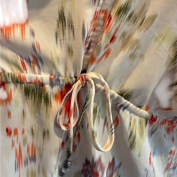 Entro Orange and Cream Floral Blouse - Picture 6 of 7